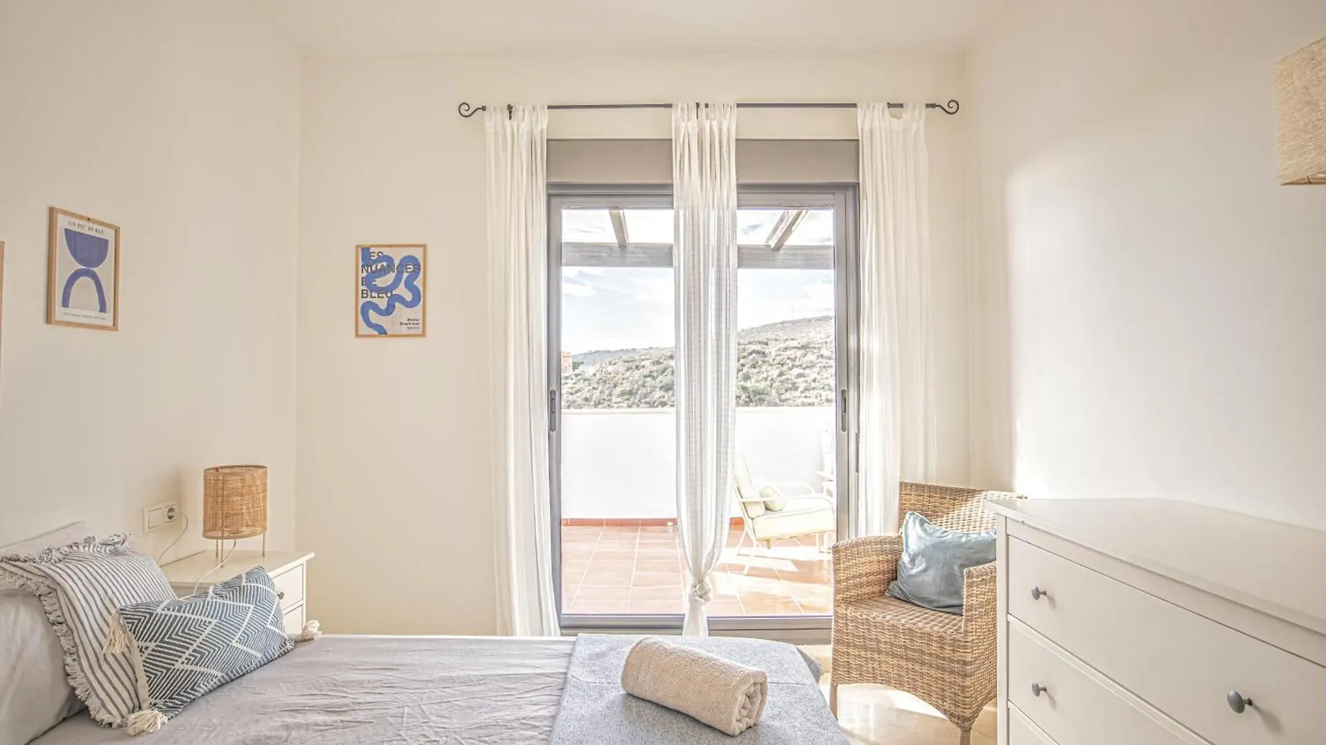 La Vista - Rock Bay Apartment Manilva