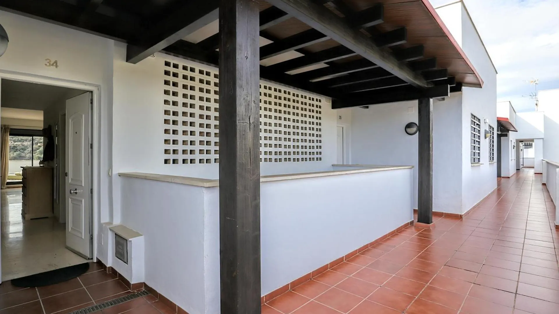 La Vista - Rock Bay Apartment Manilva Spain