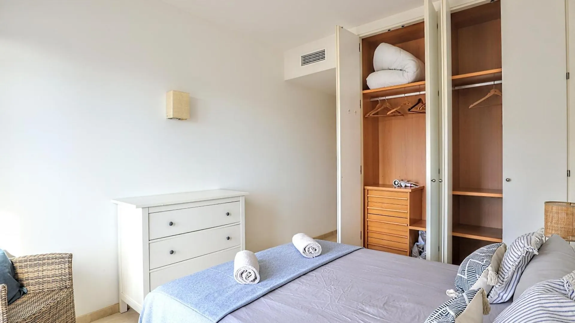 La Vista - Rock Bay Apartment Manilva